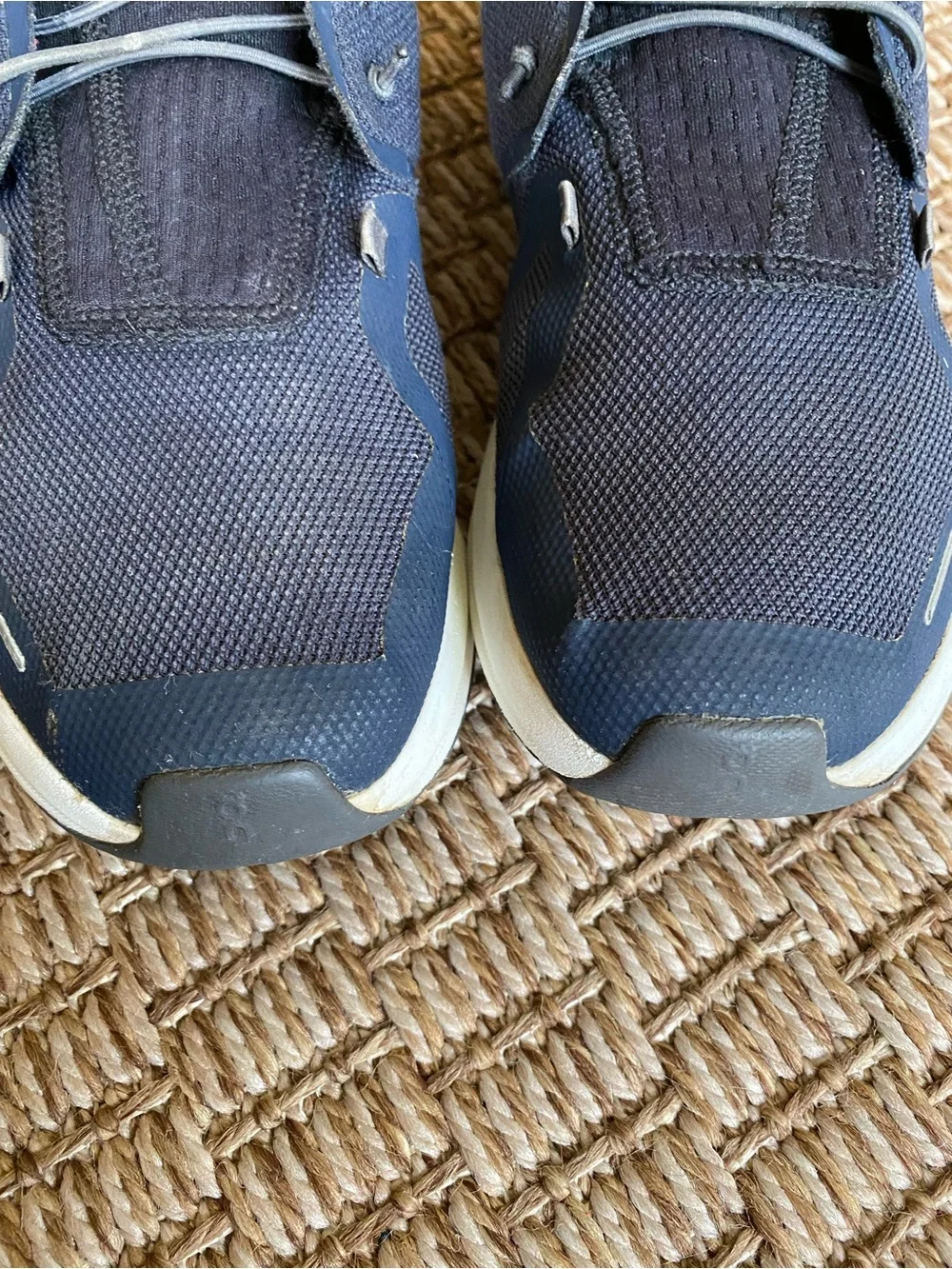 On Running lightweight athletic